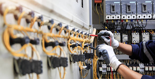 Professional Electrician technician working in Purcellville, VA